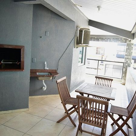 Residencial Melfi 3 Ap.2 Frente Daire Bombinhas Dış mekan fotoğraf