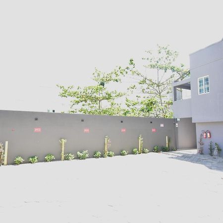Residencial Melfi 3 Ap.2 Frente Daire Bombinhas Dış mekan fotoğraf